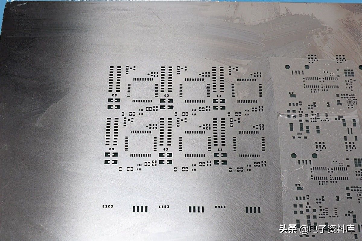 PCB組裝(PCBA):4個步驟和所需的相關(guān)機器